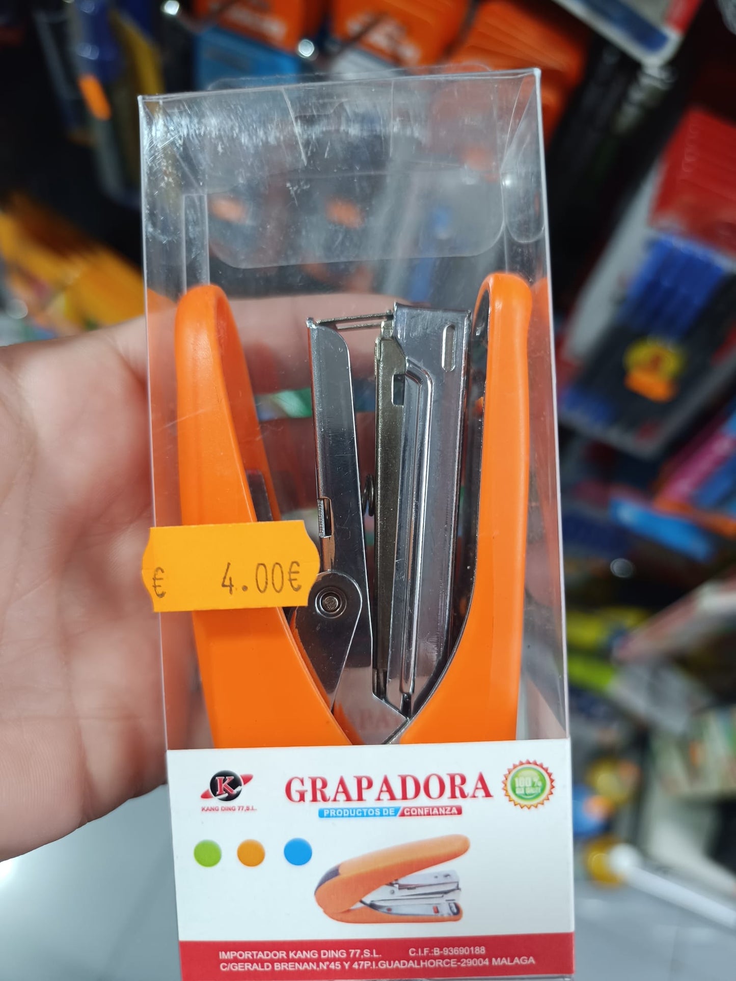 Grapadora Naranja